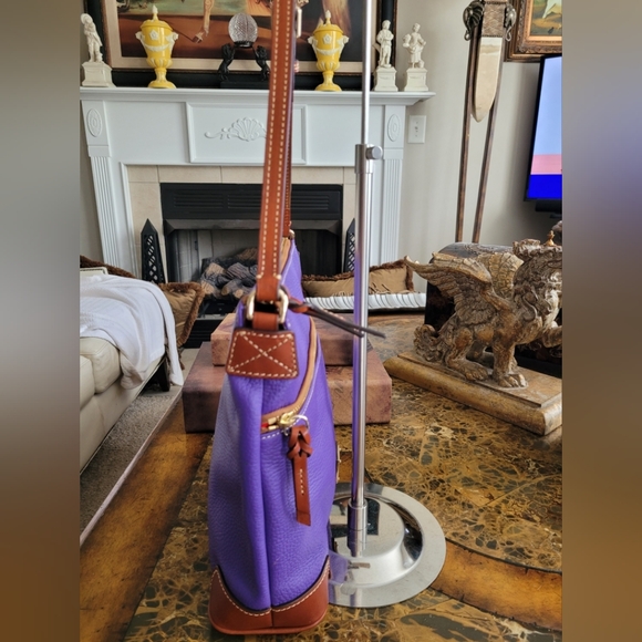 Dooney & Bourke Leather crossbody bag Purple - Picture 4 of 13
